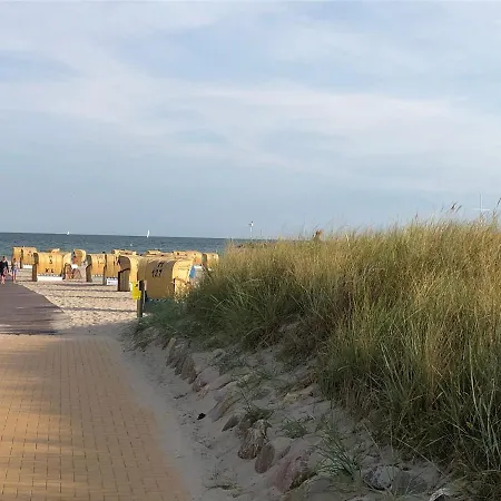 Kleine Scholle 公寓 费马恩